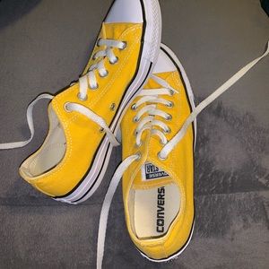 yellow converse chuck taylor all star lo sneaker